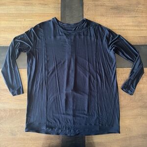 Lululemon Black Long Sleeve Tee